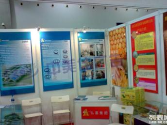 深圳寫真噴繪工廠 標語燈箱與展會海報設計制作一站式服務